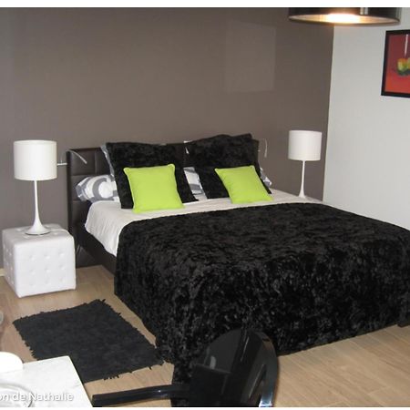 Le Pavillon De Nathalie Hotel Isles-sur-Suippe Luaran gambar