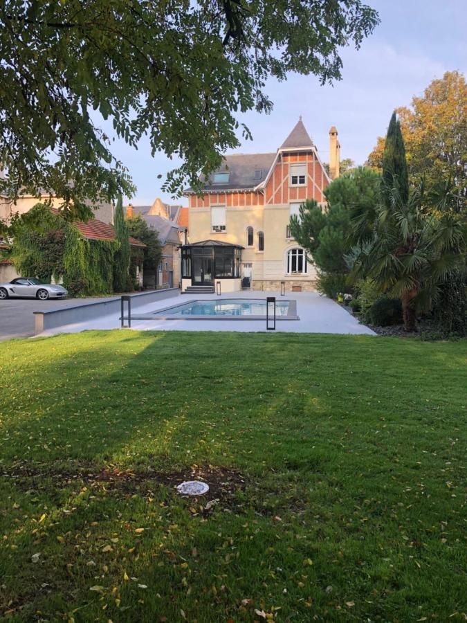 Le Pavillon De Nathalie Hotel Isles-sur-Suippe Luaran gambar
